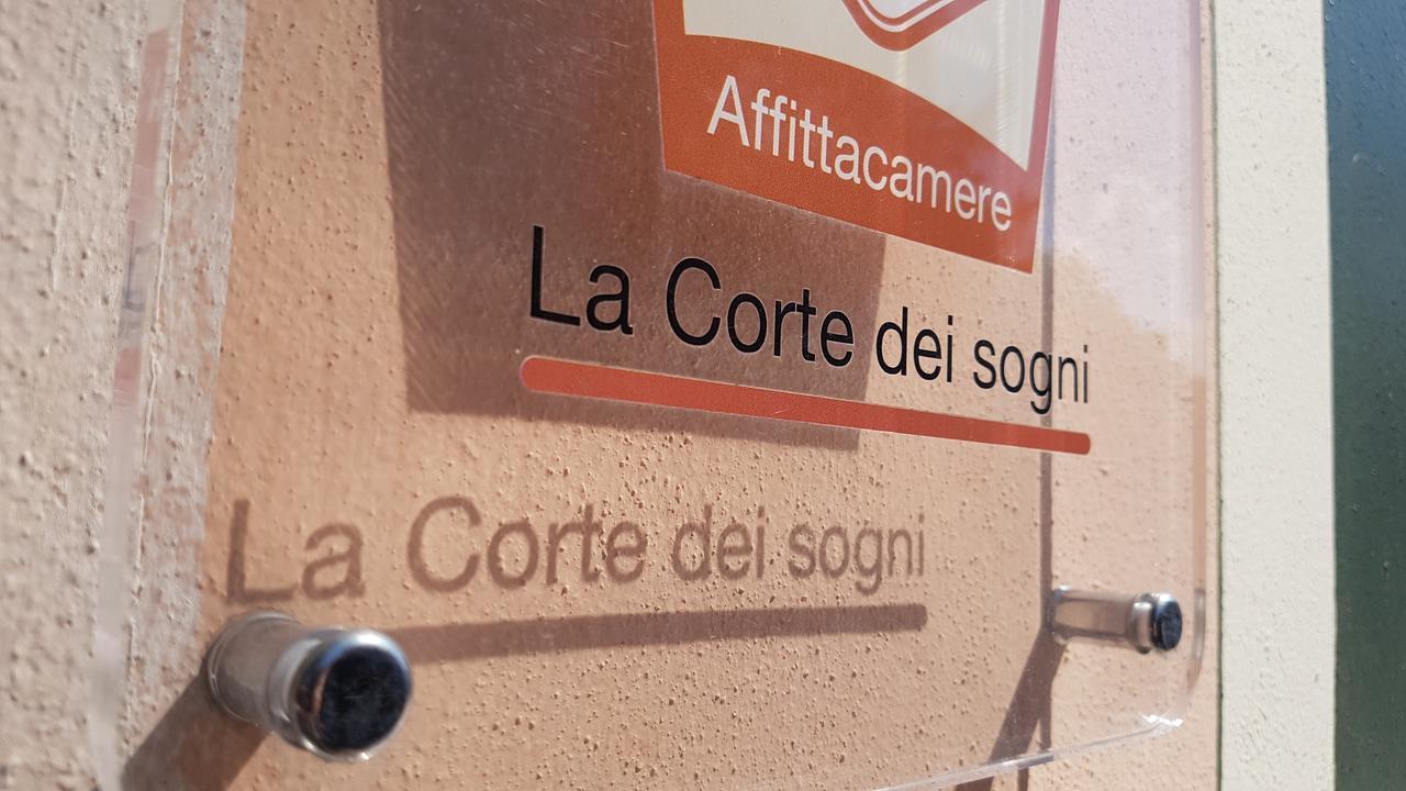 La Corte Dei Sogni B&B Modena Exteriör bild